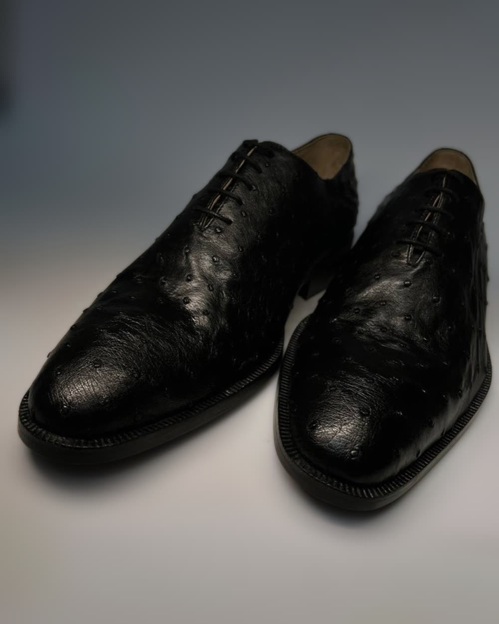 Black ostrich shoes, 4